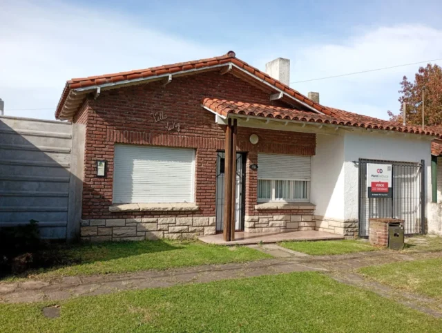 Casas, chalets en Venta — jose ingenieros 100
