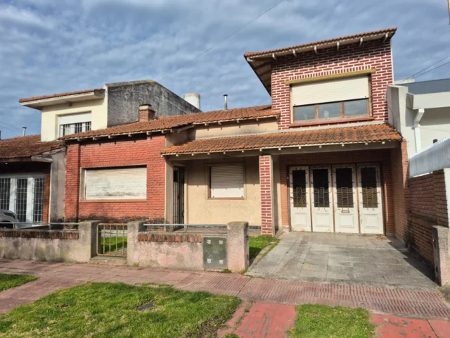 Casas, chalets en Venta — Marcos Sastre 416