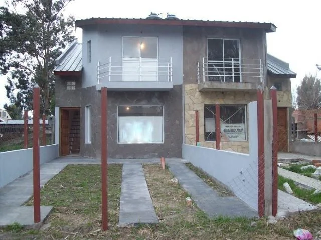 Dúplex en Venta — AGUADO 2700