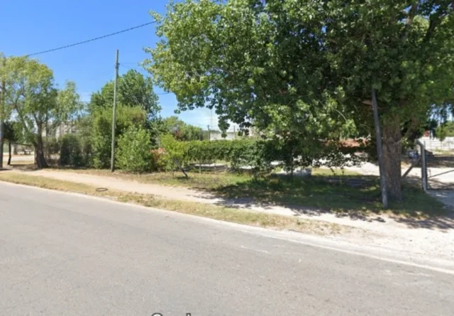 Lotes y terrenos en Venta — 180 2800