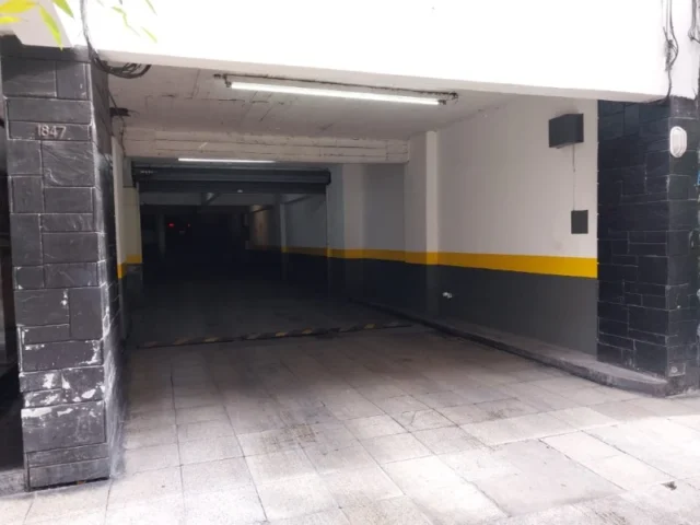 Cocheras y garages en Alquiler Temporario — CORRIENTES 1800