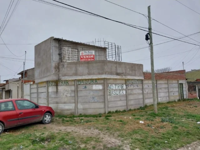 Casas, chalets en Venta — BRUMANA 2700