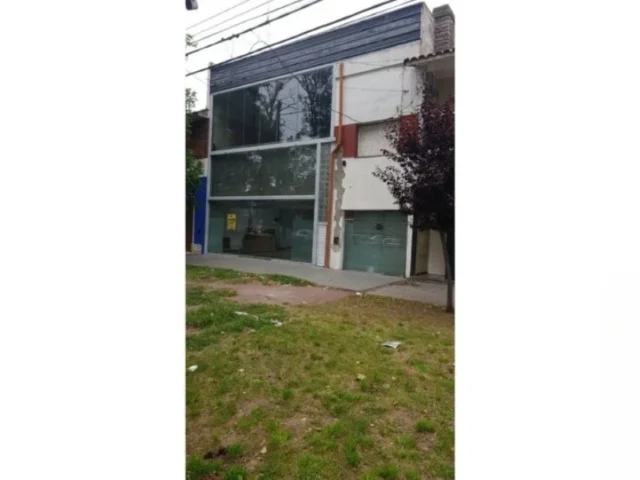 Locales en Venta — AV. LIBERTAD 4900