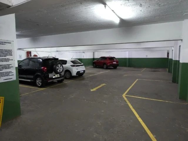 Cocheras y garages en Alquiler Temporario — COLON 2300