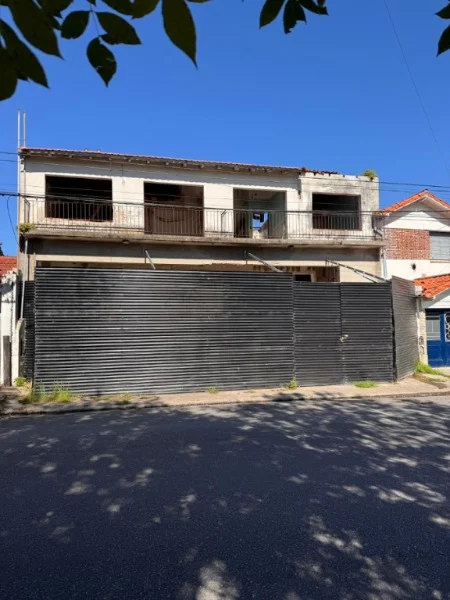 Lotes y terrenos en Venta — SAN LORENZO 900