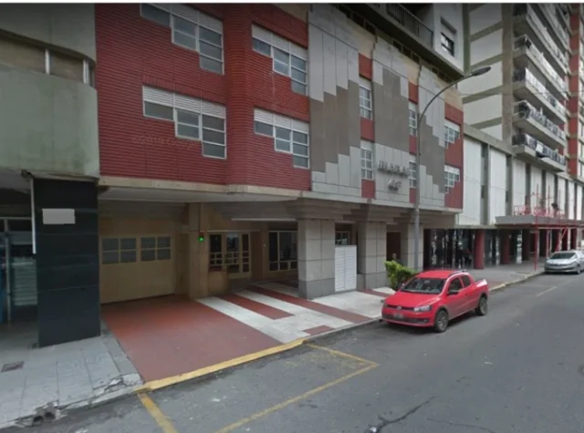 Cocheras y garages en Venta — CORRIENTES 1551