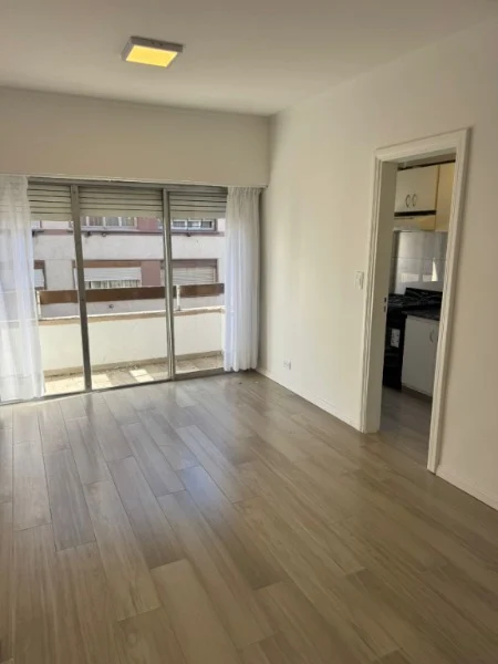 Departamentos, pisos y semipisos en Venta — FALUCHO 2000