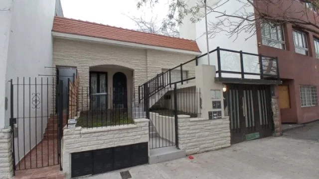 Casas, chalets en Venta — CORDOBA 3500