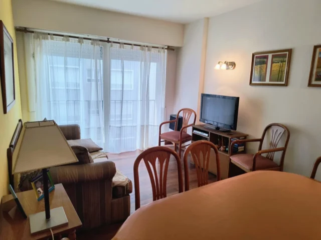 Departamentos, pisos y semipisos en Alquiler Temporario — CORRIENTES 2100