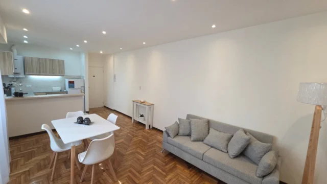 Departamentos, pisos y semipisos en Venta — COLON 2300