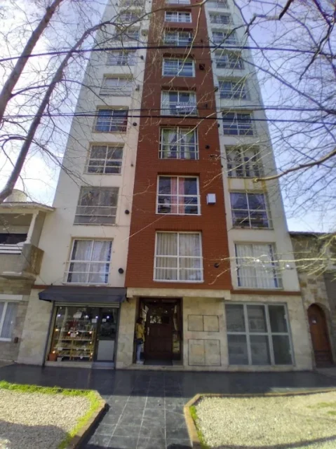 Departamentos, pisos y semipisos en Venta — Av. Libertad 3535