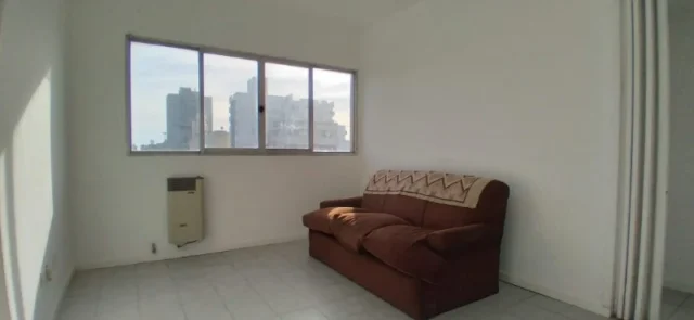 Departamentos, pisos y semipisos en Venta — Rivadavia 2949