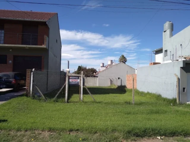 Lotes y terrenos en Venta — Gutemberg 2205