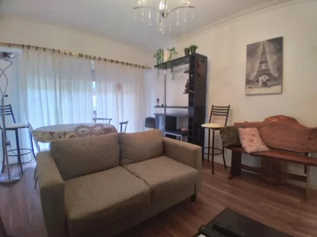 Departamentos, pisos y semipisos en Venta — La Rioja 1200