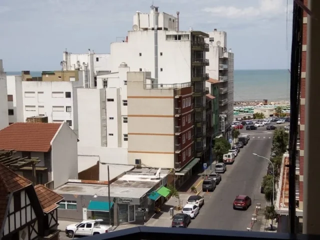 Departamentos, pisos y semipisos en Venta — Balcarce 2900