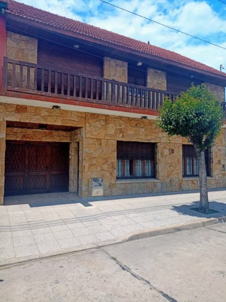 Casas, chalets en Venta — XX de septiembre  4000