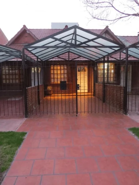 Dúplex en Venta — Neuquen 4000