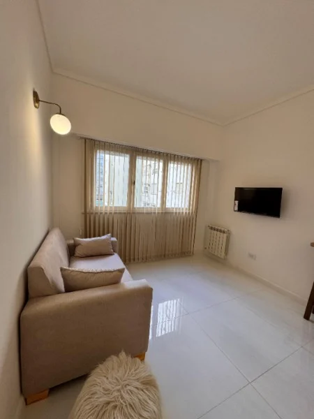 Departamentos, pisos y semipisos en Venta — Buenos Aires 2300