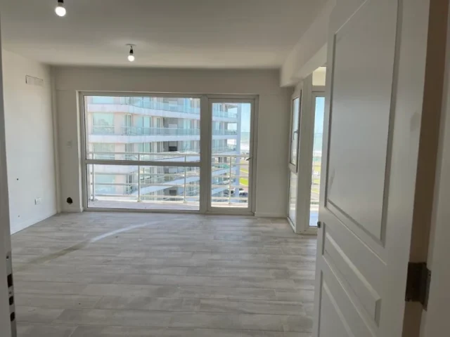 Departamentos, pisos y semipisos en Venta — Strobel 3524