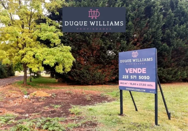 Lotes y terrenos en Venta — Av. Jorge Newbery 3400