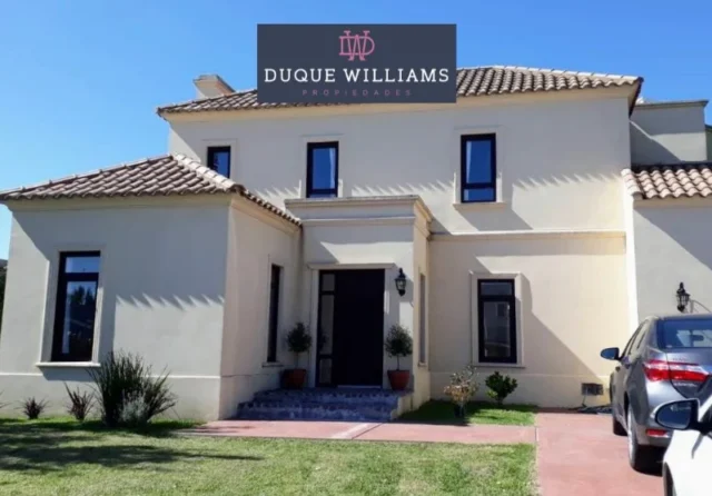 Casas, chalets en Venta — Av. Jorge Newbery 5005