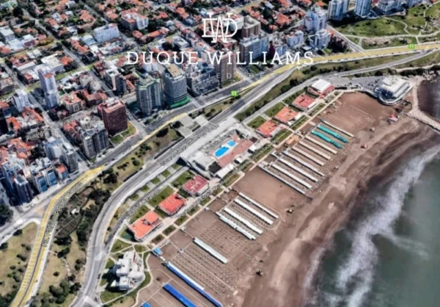 Lotes y terrenos en Venta — Leandro N. Alem 3690