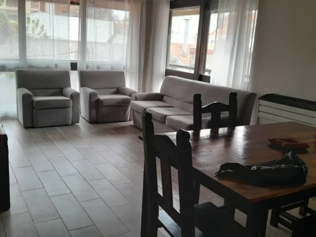 Departamentos, pisos y semipisos en Venta — Garay 2500