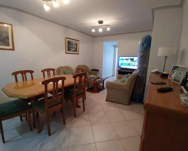 Departamentos, pisos y semipisos en Venta — Las Heras 2244