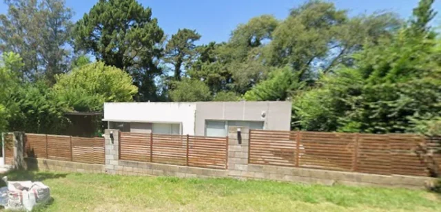 Casas, chalets en Venta — C. Elena 166