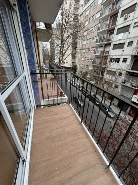 Departamentos, pisos y semipisos en Venta — Buenos Aires 2347