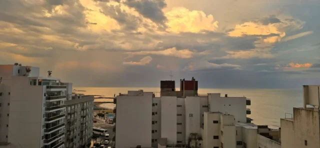 Departamentos, pisos y semipisos en Venta — Balcarce e Hipólito Yrigoyen