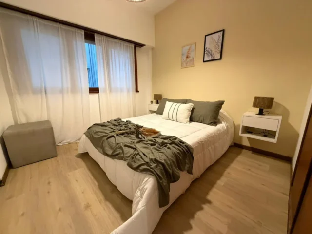 Departamentos, pisos y semipisos en Venta — Buenos Aires 2348 Local 2