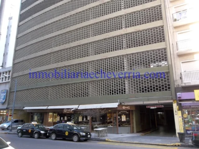 Cocheras y garages en Venta — rivadavia 2250