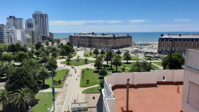 Departamentos, pisos y semipisos en Venta — Tucumán 2220
