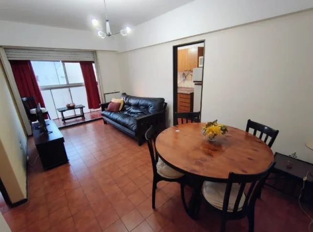 Departamentos, pisos y semipisos en Venta — Buenos Aires 2452