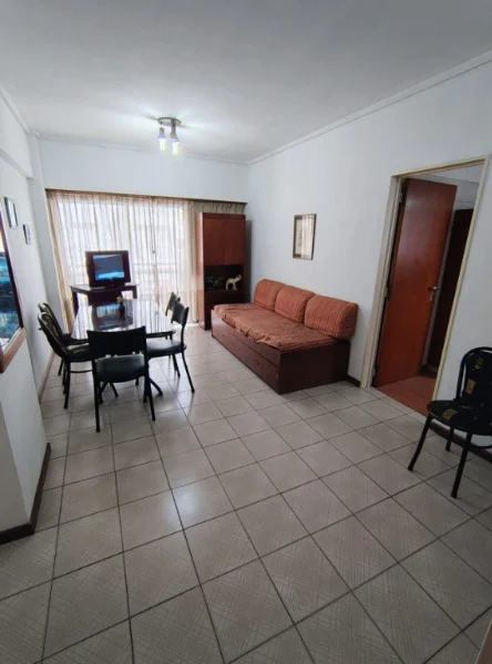 Departamentos, pisos y semipisos en Alquiler Temporario — Falucho 1985