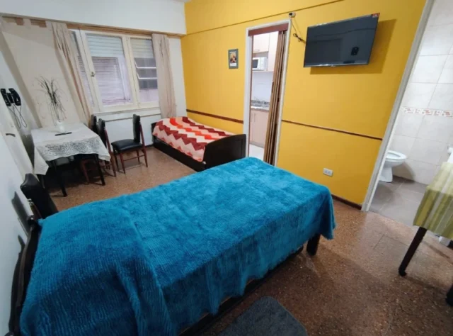 Departamentos, pisos y semipisos en Venta — Sarmiento 2345