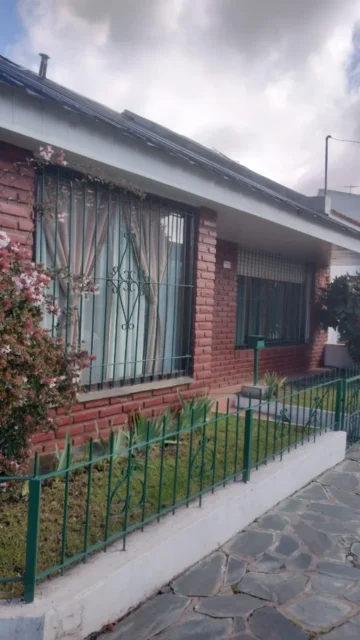 Casas, chalets en Venta — Magallanes 4908