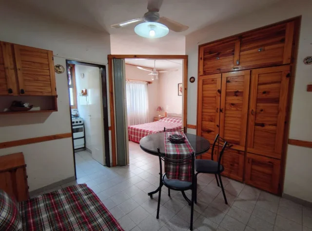 Departamentos, pisos y semipisos en Venta — Tucumán 2261