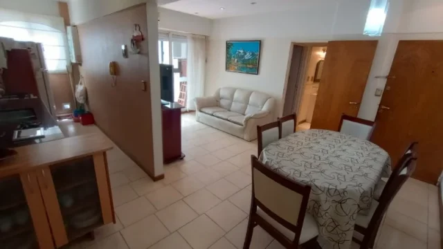 Departamentos, pisos y semipisos en Venta — Buenos Aires 2452
