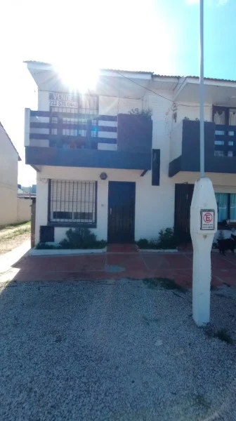 Dúplex en Venta — Tierra del Fuego 649