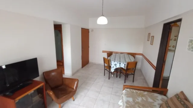 Departamentos, pisos y semipisos en Venta — Buenos Aires 2452