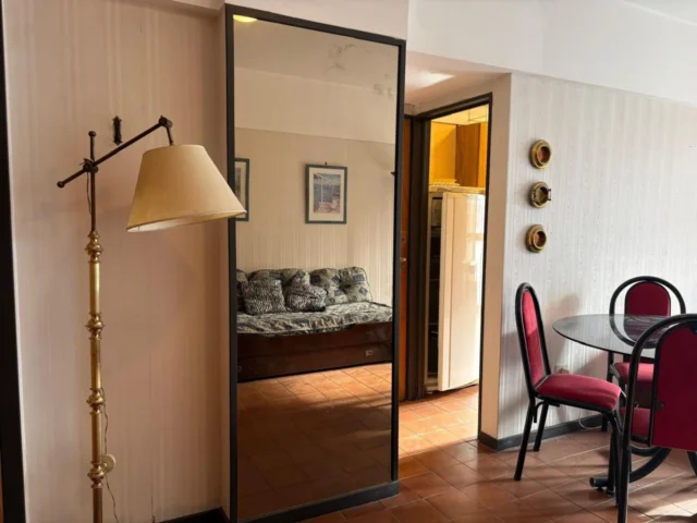 Departamentos, pisos y semipisos en Venta — Buenos Aires 2452