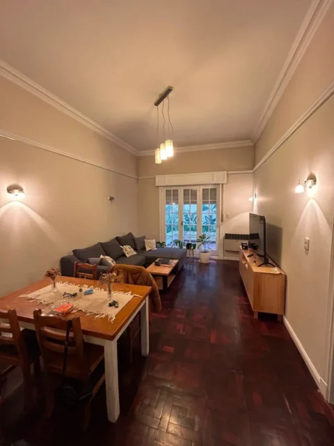 Departamentos, pisos y semipisos en Venta — Alberti 2570