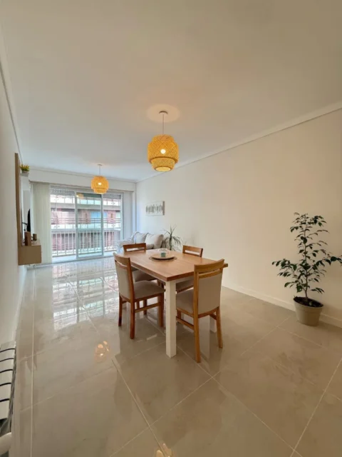 Departamentos, pisos y semipisos en Venta — Avenida Colón 2002