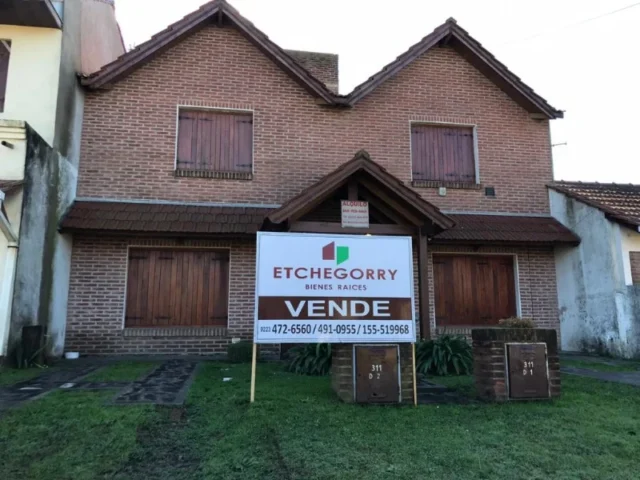 PH en Venta — SANTA ELENA 311
