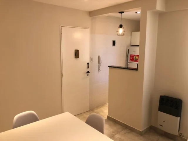 Departamentos, pisos y semipisos en Venta — MORENO 2400