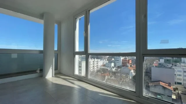 Departamentos, pisos y semipisos en Venta — RAWSON 2000