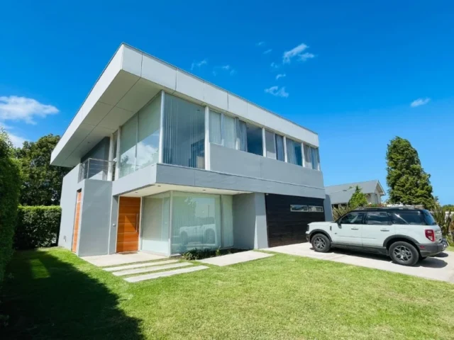 Casas, chalets en Venta — JORGE NEWBERY 5000