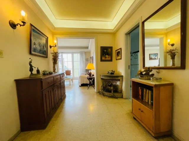 Departamentos, pisos y semipisos en Venta — AV COLON 1400